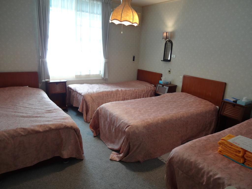 Ishiuchi Pension Bruges Minamiuonuma Habitación foto